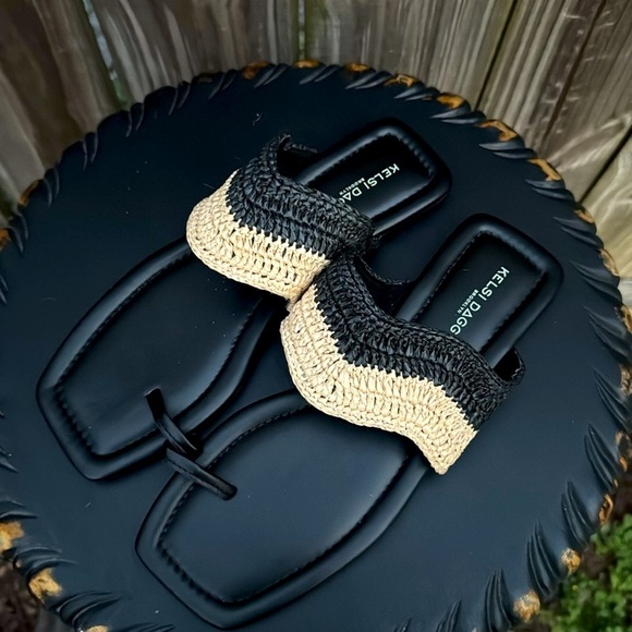 Kelsi Dagger ‘Theo’ natural raffia sandals, size 6.5 - Picture 5 of 7